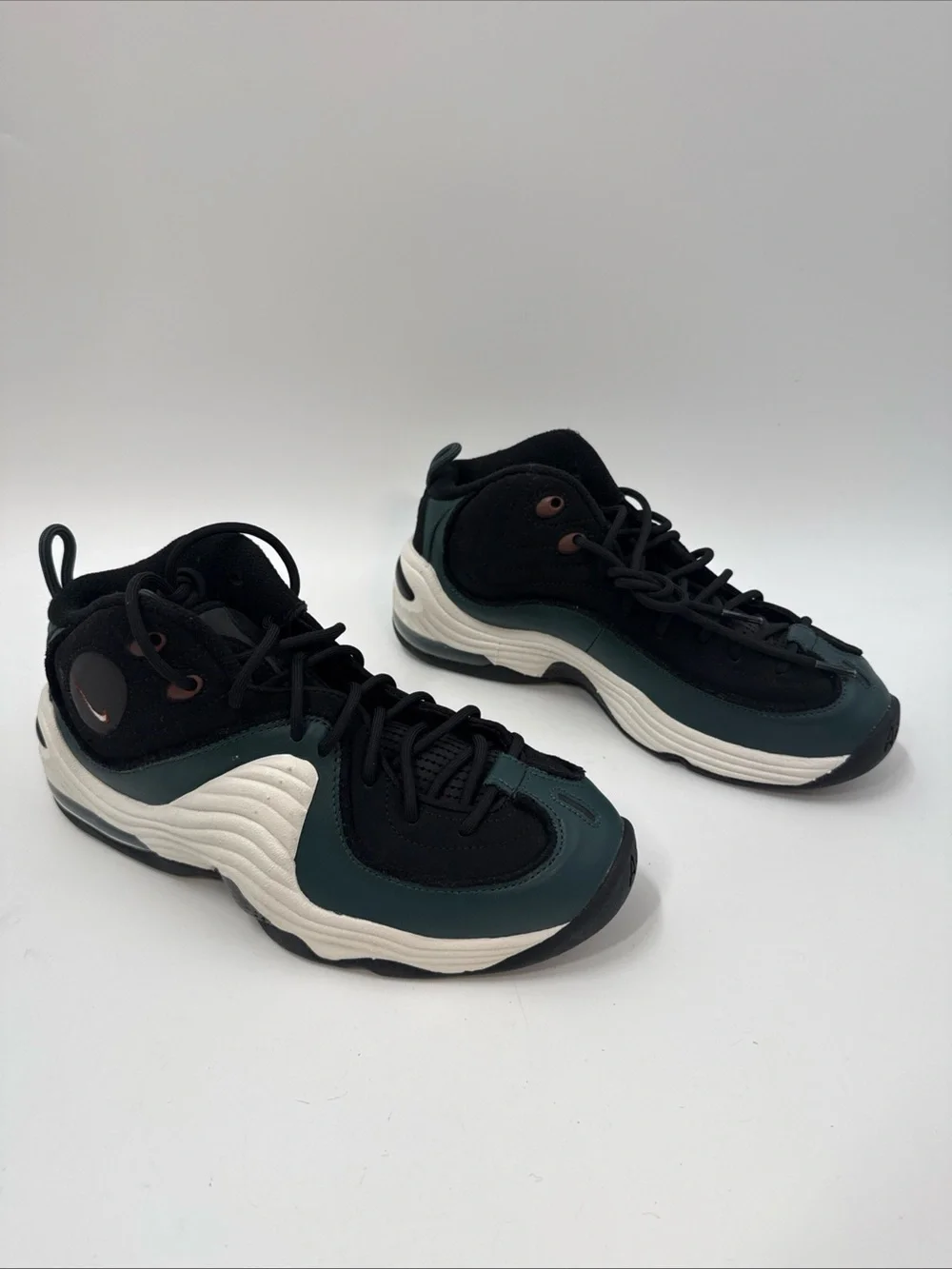 Kids High-Top Sneakers in Black and Dark Green - Nike